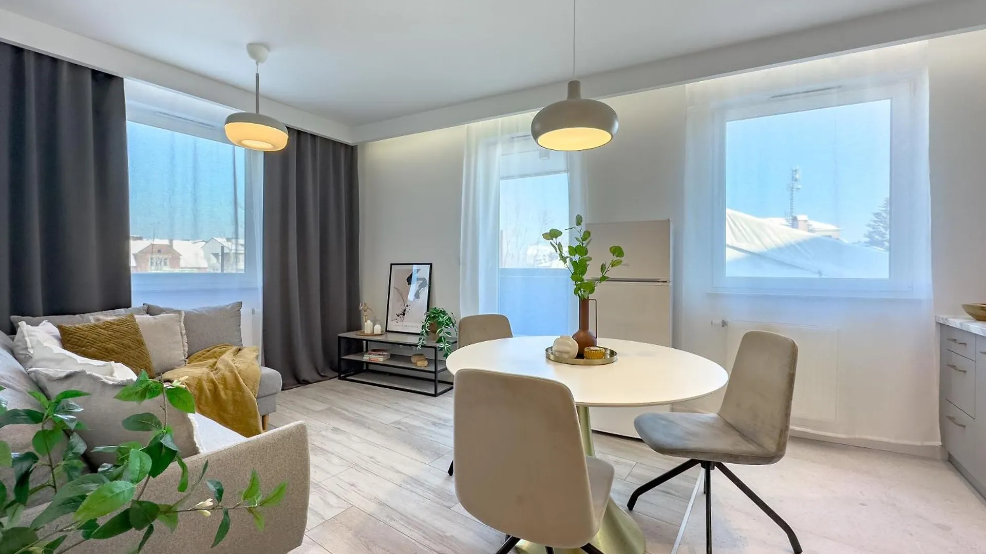 Apartment Krakowska Oaza Komfortu - Apartament Premium Z Garazem