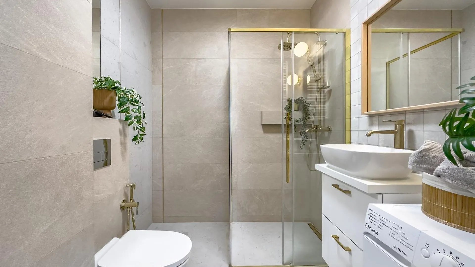 Krakowska Oaza Komfortu - Apartament Premium Z Garazem Poland
